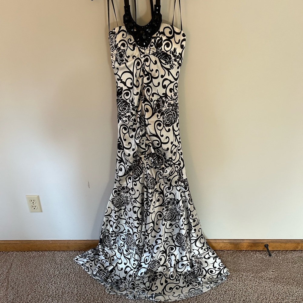 Elegant Black and White Floral Dress